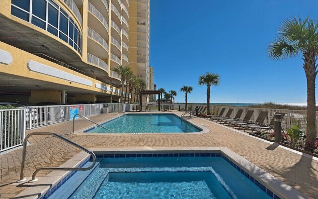 Beautiful Ocean Views! 2-bedroom, 2-bathroom! Resort Pools!