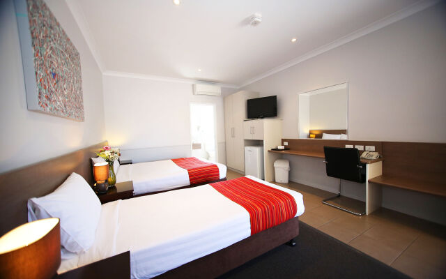 Roma Inland Motor Inn