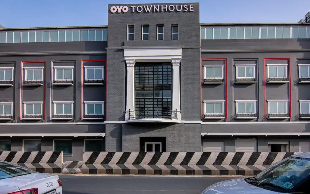 OYO Townhouse 037 Central