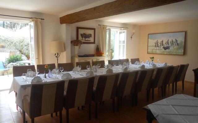 Hotel La Bastide dEygalières