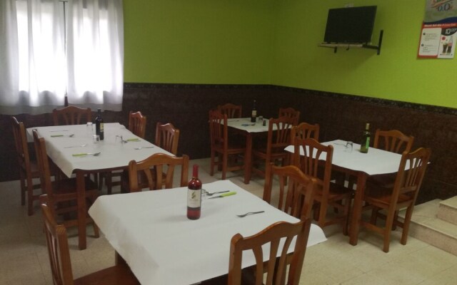 Alojamiento CR Cuatro Caminos