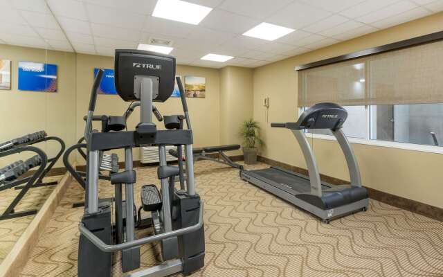 Comfort Inn North/Polaris