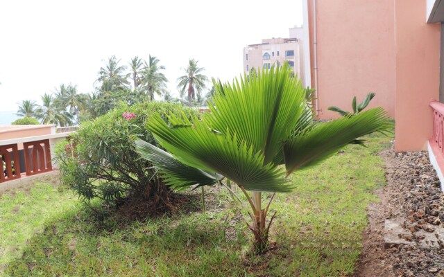 2 Bedroom Apartment With Pool and Views