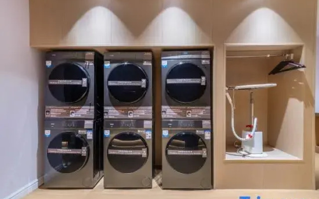 Yibo Hotel (Pazhou Exhibition Center Guangzhou Tower Branch)