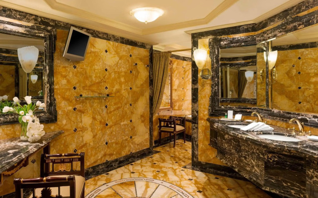 Sheraton Kuwait, A Luxury Collection Hotel, Kuwait City
