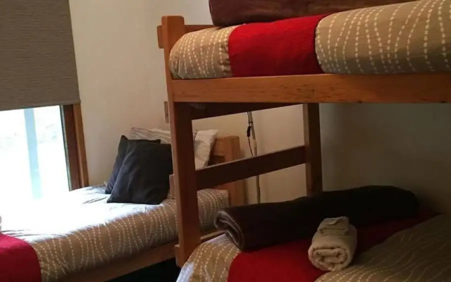 Mystic View Cottage Wandiligong