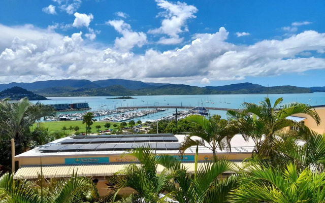 Airlie Apartments