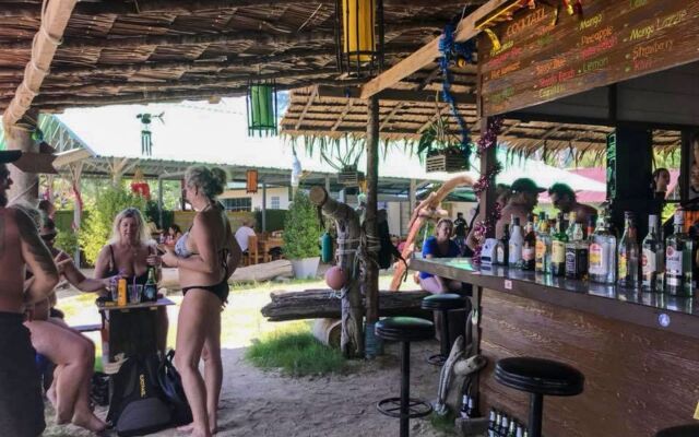 Lanta Mermaid Beachfront Resort