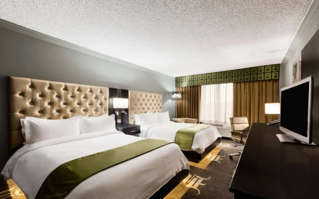 Holiday Inn Select North Dallas