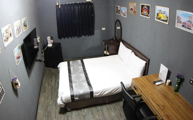 Time House Chain Hualien Train Station Hostel