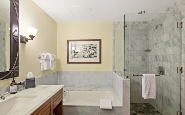 1325 Studio @ The Lodge at Spruce Peak