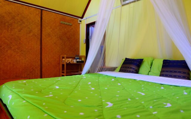 Malee's Nature Lovers Bungalows