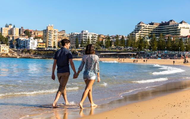 Crowne Plaza Sydney Coogee Beach by IHG