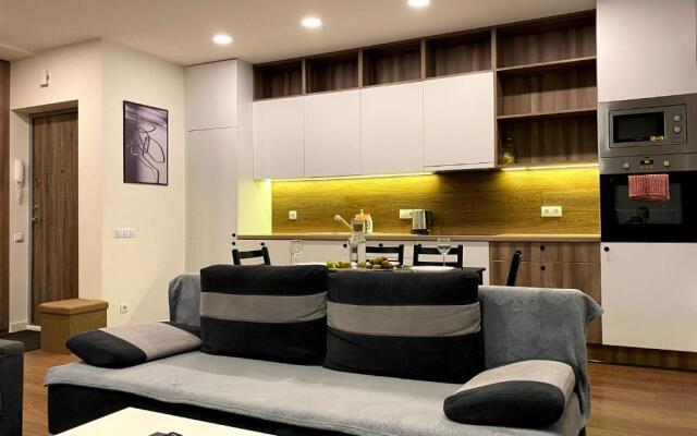 Oršos Spacious Apartment in Vilnius City Center, with Balcony