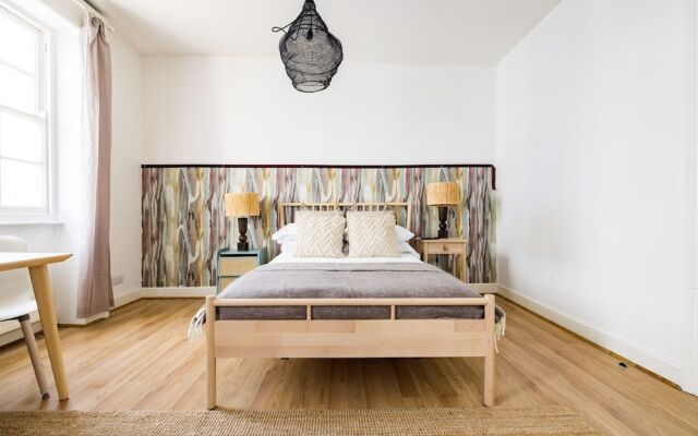 Mornington Crescent Apartments