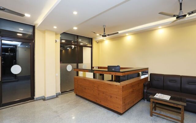 Capital O 27804 Hotel Globe International