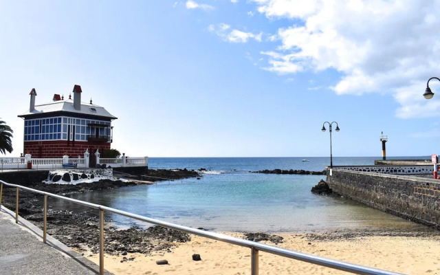 El Charcon Apartment Beach-Front