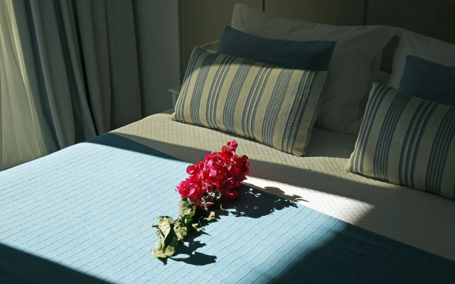 Oasis Beach Hotel