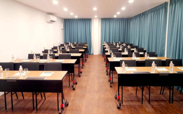 Dash Box Hotel Cyberjaya