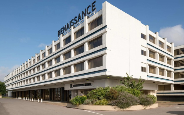 Renaissance London Heathrow Hotel