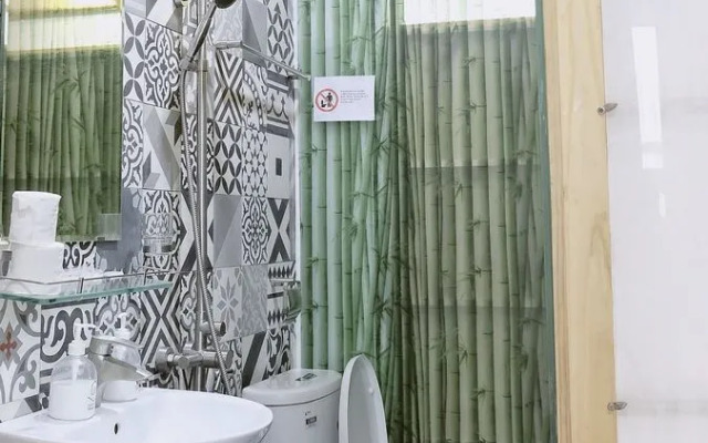 Hostie Saigon Wanderlust Home