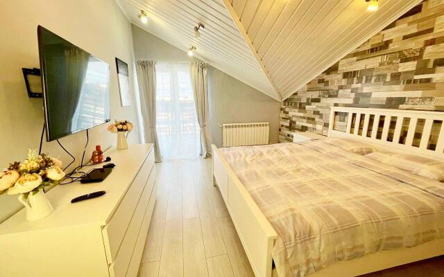 Apartments on Vladimirskaya street 55k4