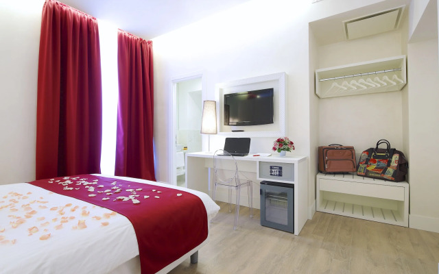 Tullia e Prisca Relais