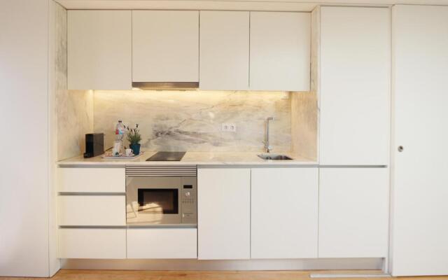 HM - Flores Skylight