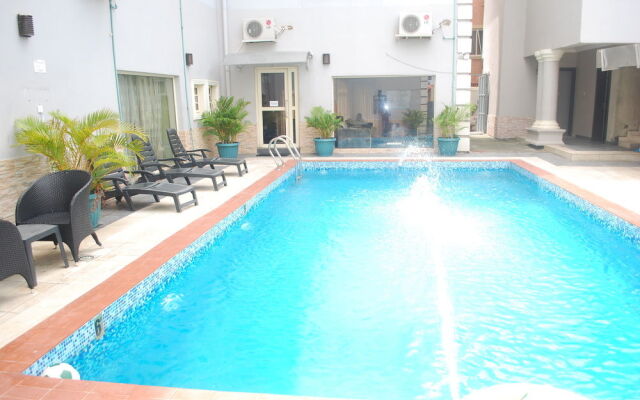 Nevada Inn Hotels And Suites