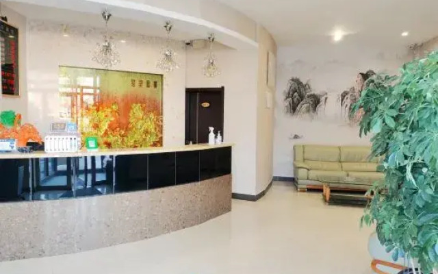 Huadian Honeycomb Fashion Hostel