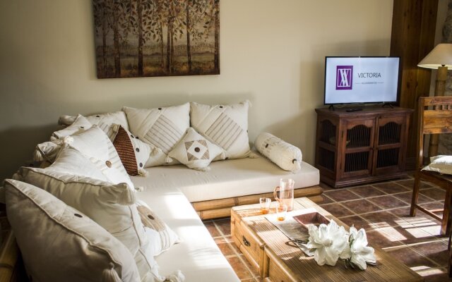 Alojamientos Victoria S.L.