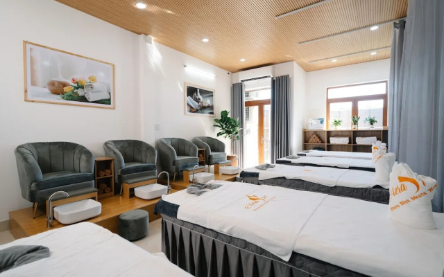 Danang Private Swimming Pool Villa – Guest Rooms – Da Nang