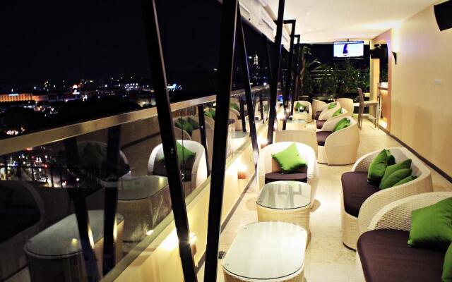 Biz Hotel Batam