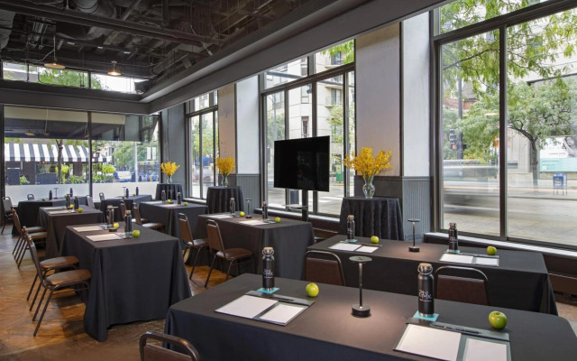 Hotel Felix River North/Magnificent Mile