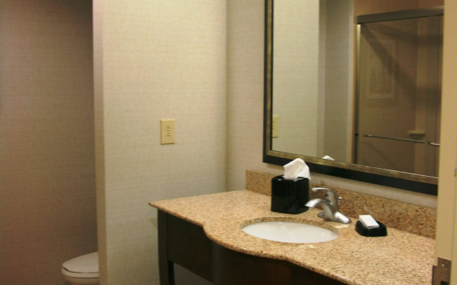 Hampton Inn & Suites West Point