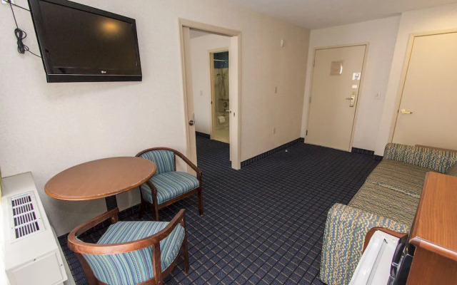 Cedar Point's Sandcastle Suites