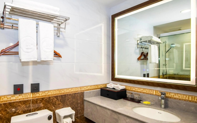 Fu Hua Hotel
