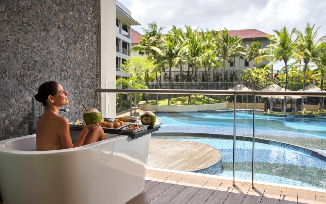 The Stones - Legian, Bali - Marriott Autograph Collection Hotel