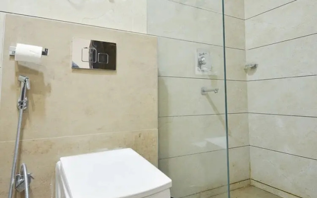 Capital O 37234 Reejas Inns N Suites