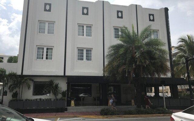 The Beach Plaza Hotel & South Beach Plaza Villas