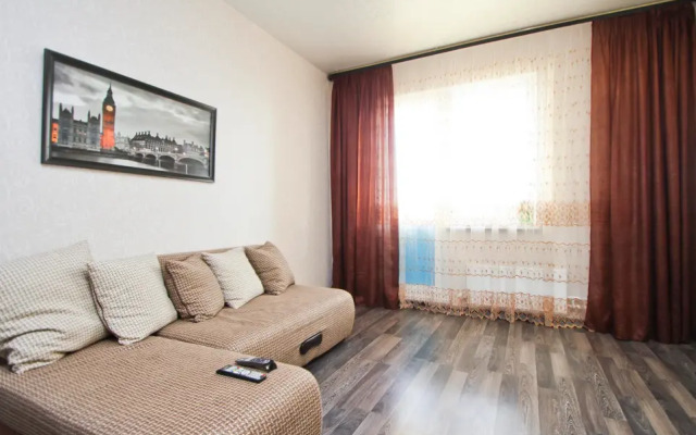 Сургутские квартиры на улице Александра Усольцева 26