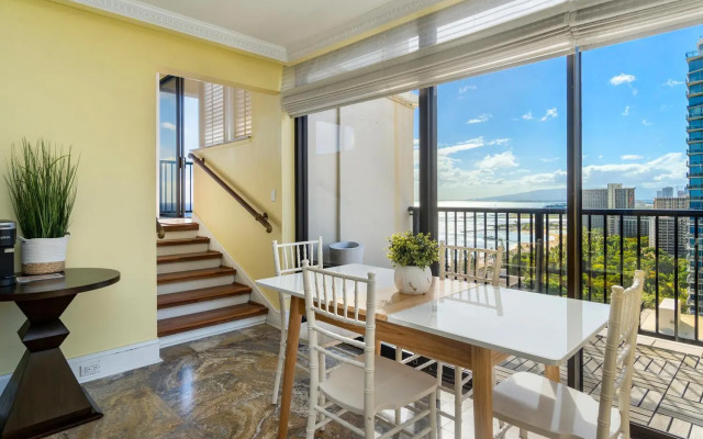 Oceanview Penthouse Suite