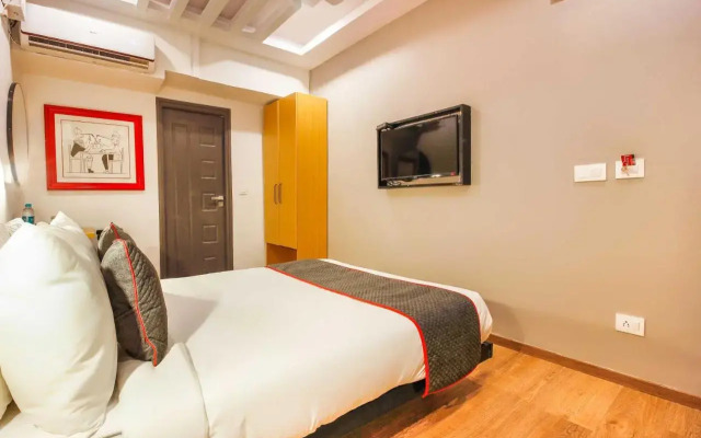 Oyo 806255 Hotel Grand King