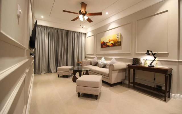 Neo Classic Condo