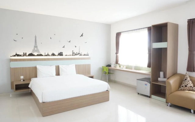 Rumah Cassa Guest House by Airyrooms
