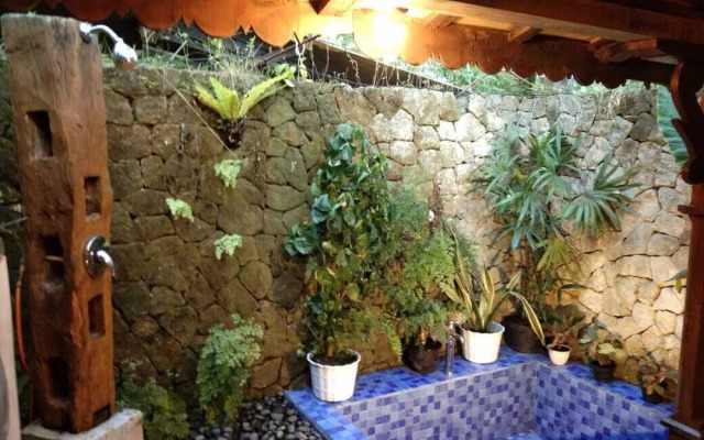 The Ermaja's Pavilion Hotel