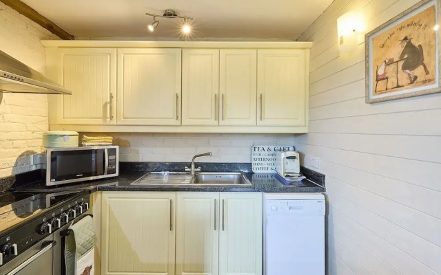 Host Stay Granary Barn