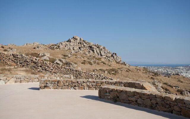 Villa Sandstone