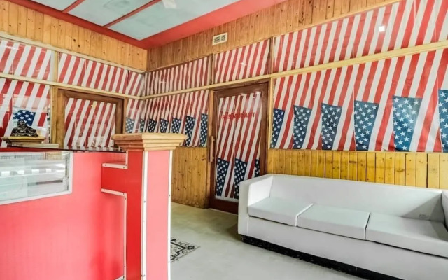 Hotel Amar by OYO Rooms