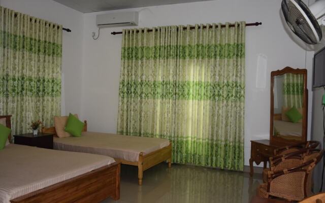Green Palace Hotel